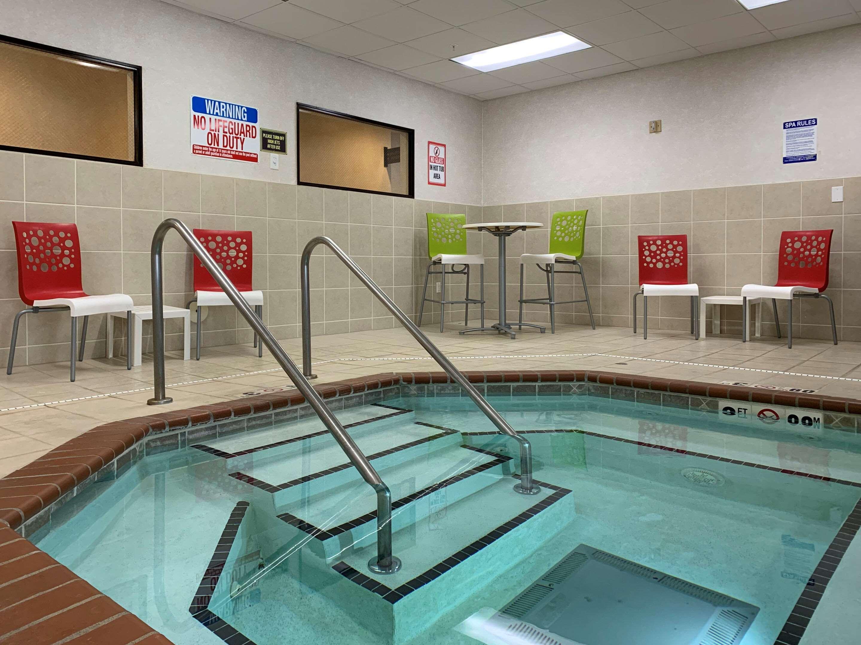 Comfort Inn Saint Paul East Oakdale Bagian luar foto